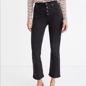 Madewell Cali Demi-Boot Jeans in Bellspring Wash: Button-Front Edition